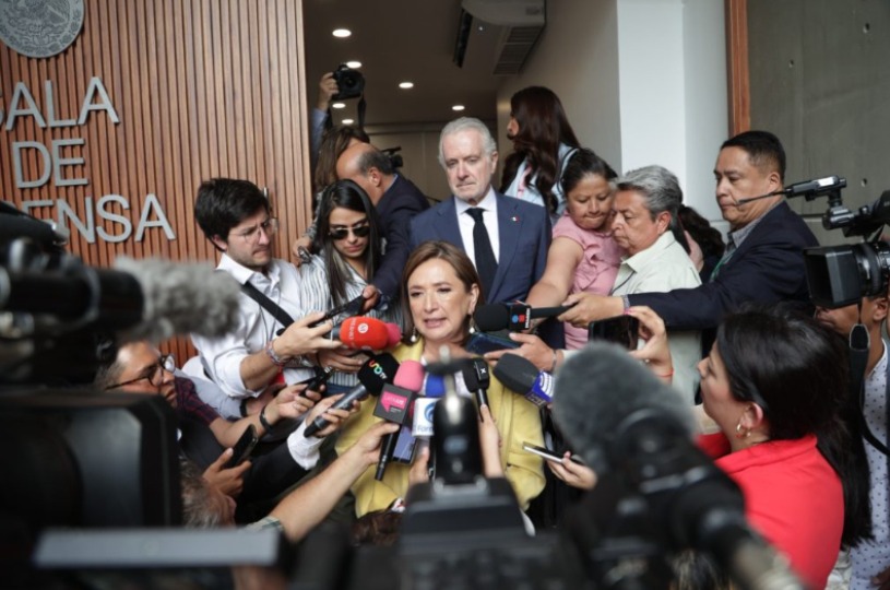 Xóchitl Gálvez presenta demanda ante el TEPJF por omisión del INE en ...