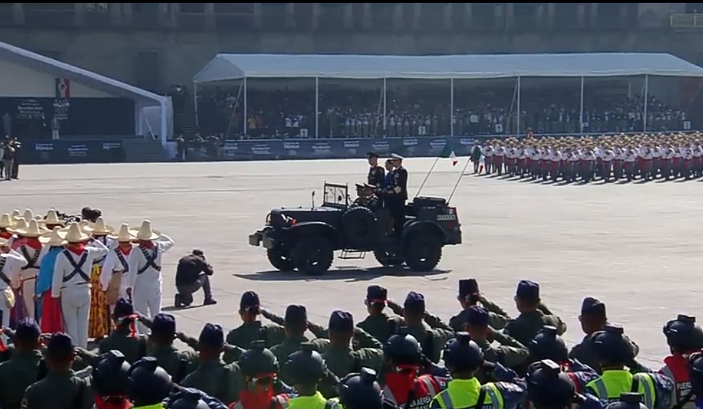 EnVivo Desfile Cívico Militar por el 115 Aniversario de la Revolución ...